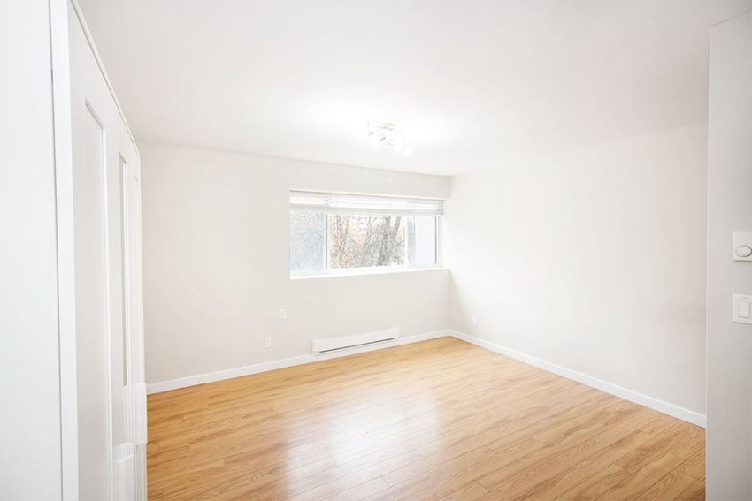 340 Assiniboine Apartment, 340 Assiniboine Avenue, Winnipeg, MB RentCafe