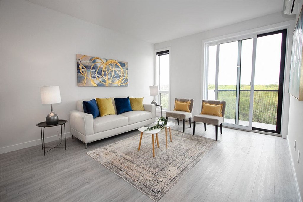 Luxury 2 Bedroom Suite at 703 St Annes Road