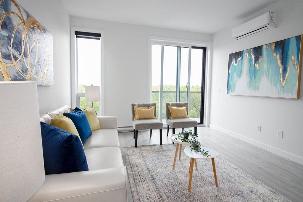 Luxury 2 Bedroom Suite at 703 St Annes Road