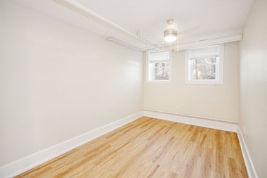 Living area at 980 Wolseley Apartment Suites