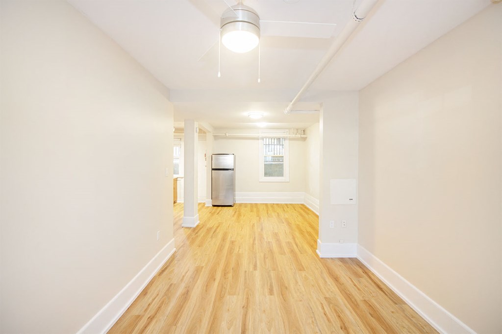 Living area at 980 Wolseley Apartment Suites