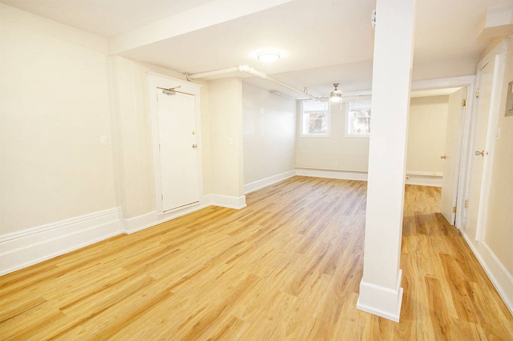 Living area at 980 Wolseley Apartment Suites