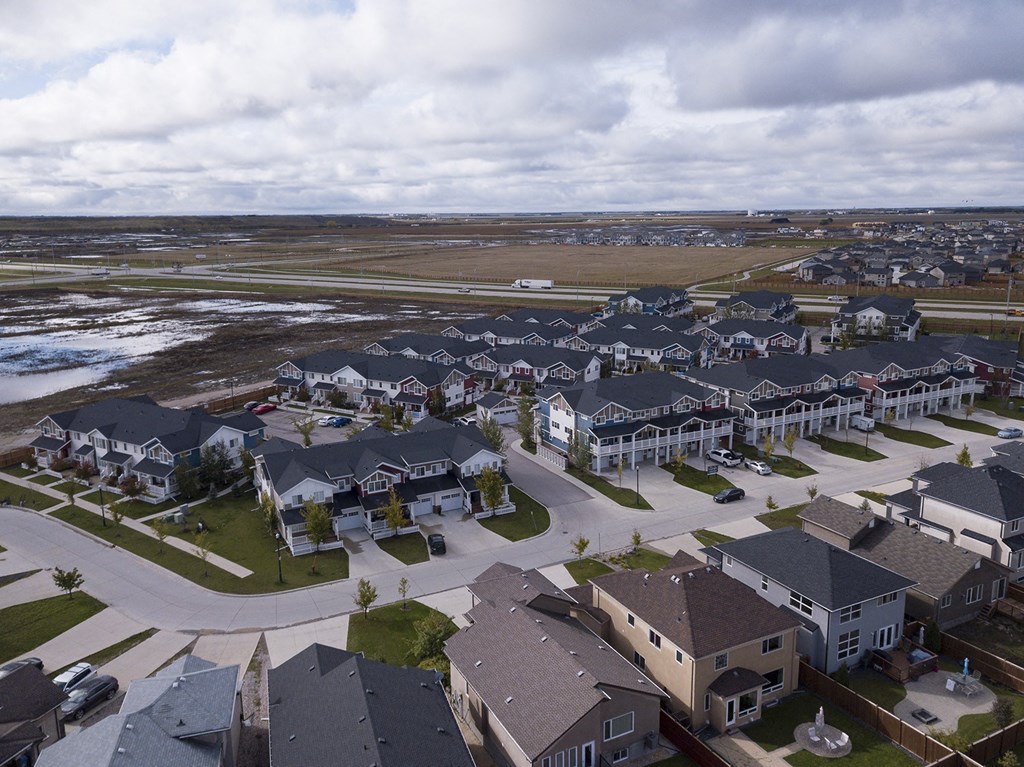 100 Southview Crescent Aerial View