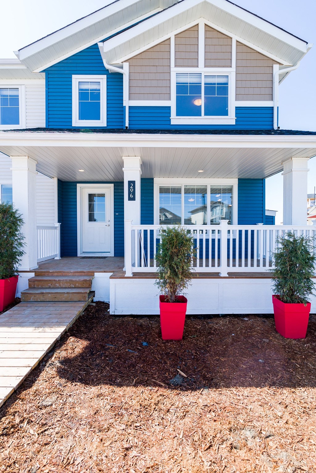 Lumen Townhomes at 100 Southview Crescent