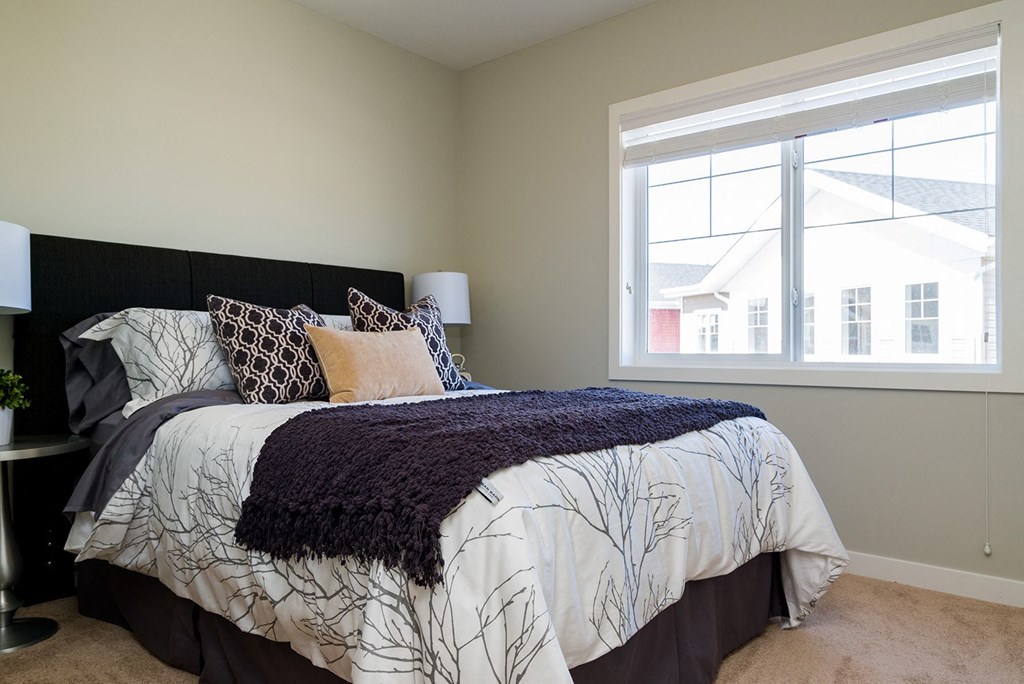Bedroom at 100 Southview Crescent
