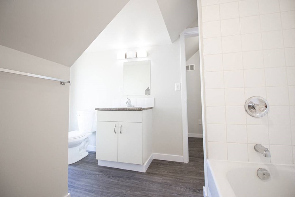 134 Horace Duplex House Rental