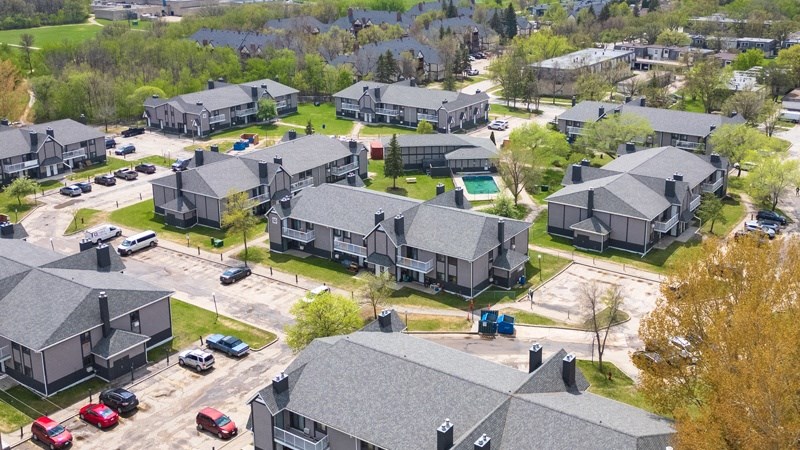 Polo Club Townhomes: 770 - 818 Allegheny Drive