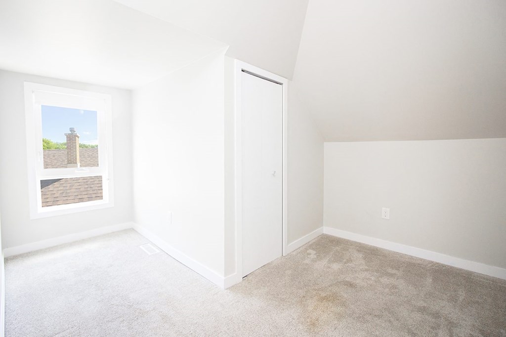 134 Horace Duplex House Rental