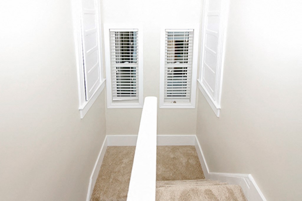 Renovated Four Bedroom 840 Grosvenor Duplex House Rental