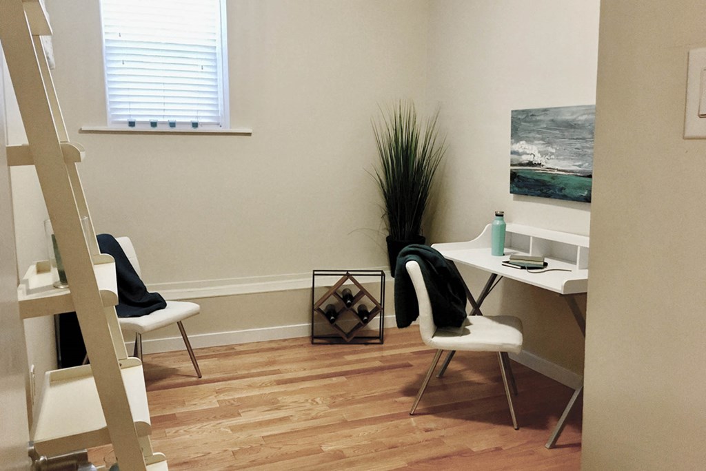 Bedroom at 641 Westminster Apartment Suites for rent