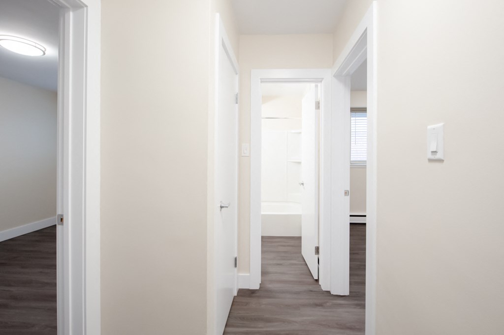 Hallway at 585 Corydon Apartment Suites for rent in the Corydon area