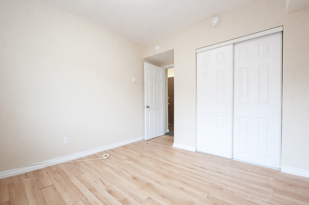 30 Hargrave Apartment