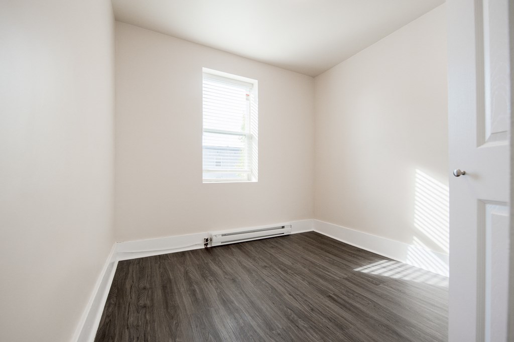 Bedroom at 309 Enfield Apartment Spacious Suites for rent in Wpg