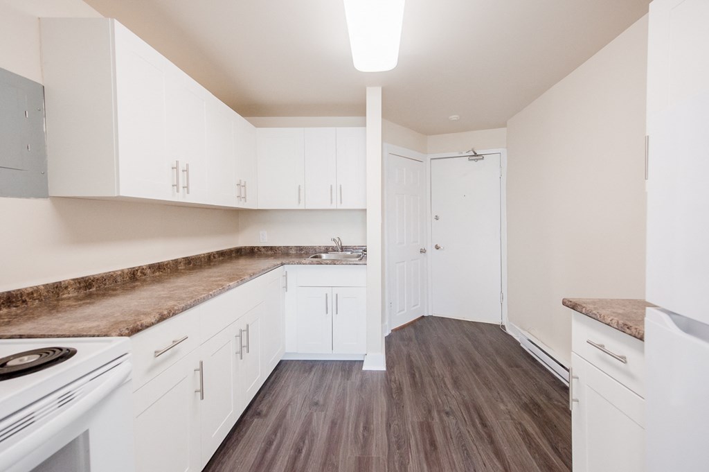 Kitchen at 309 Enfield Apartment Suites for rent in Manitoba