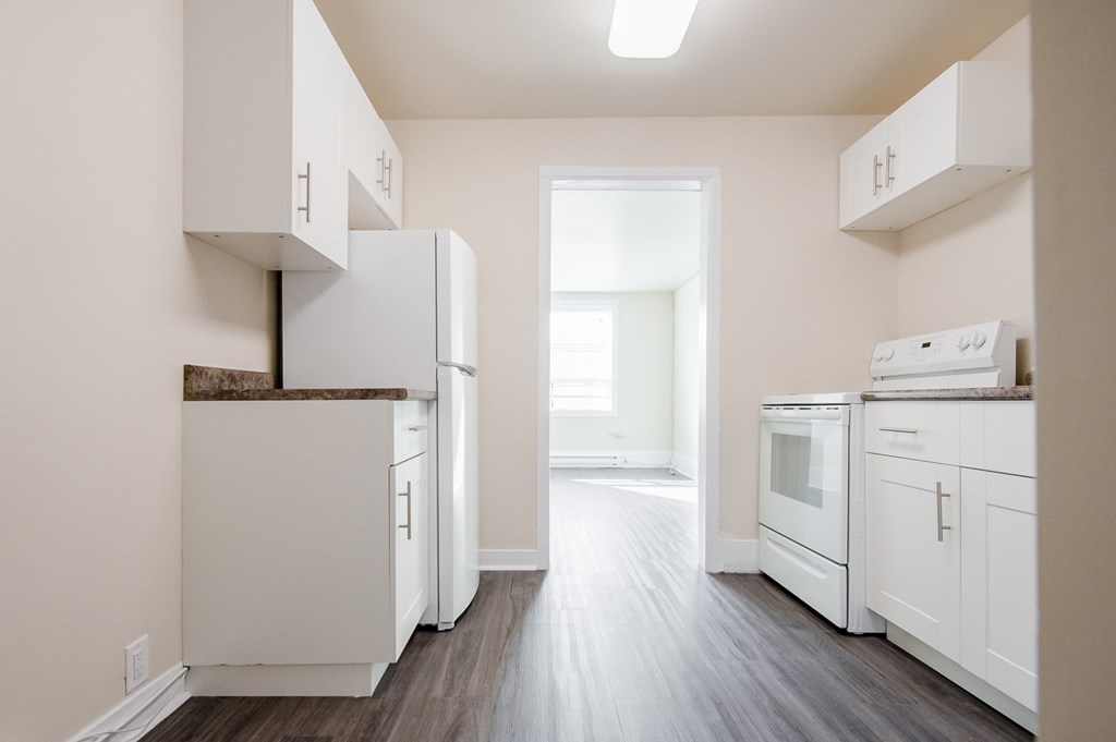 Kitchen at 309 Enfield Apartment Suites