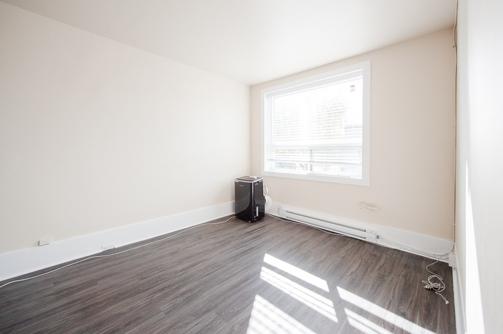 Bedroom at 309 Enfield Apartment Suites for rent