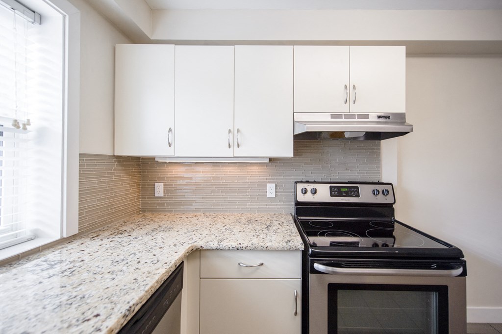Kitchen with Granite Countertops at 700 Corydon Apartment, Apartments for Rent in Winnipeg