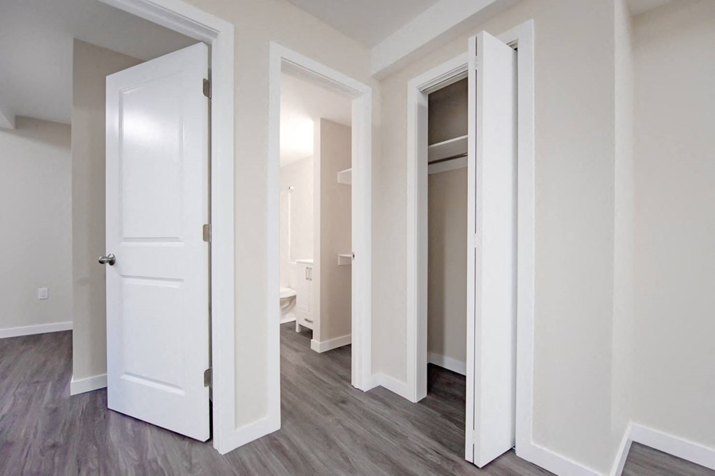 105 Clarke Apartment Suites in Winnipeg