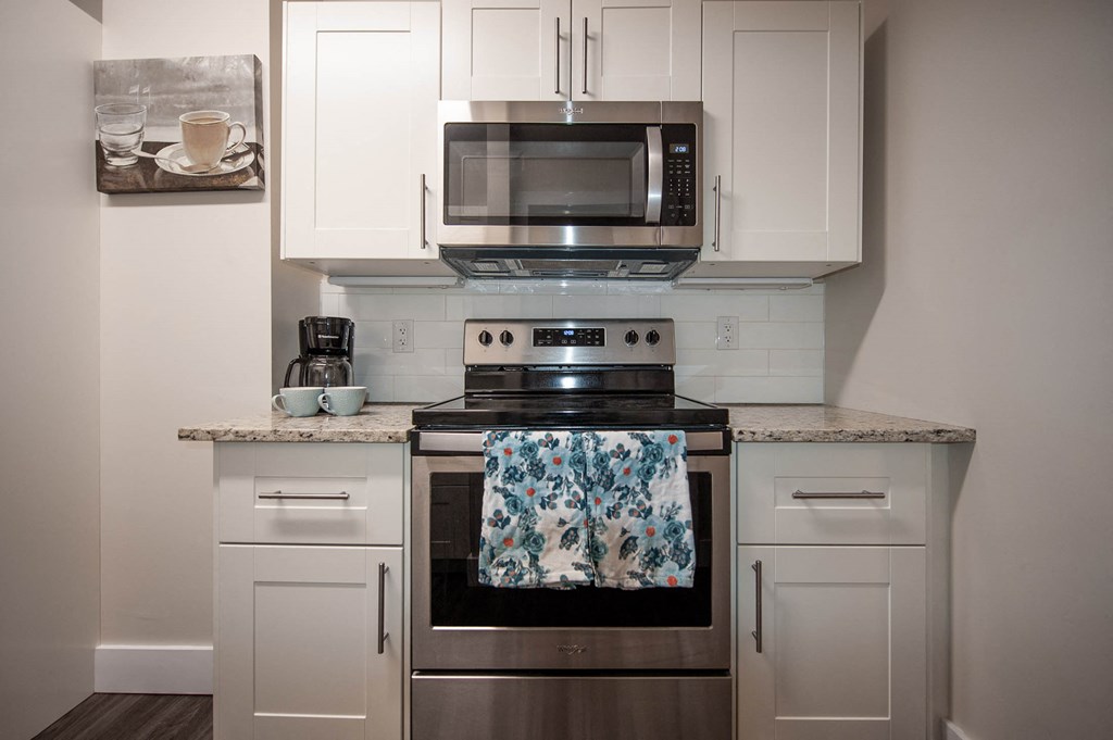 Rent in Downtown Winnipeg at 834 Grosvenor Luxury Apartment Building