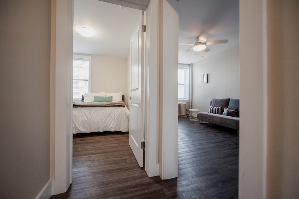 Room at 834 Grosvenor Luxury Apartment Suites for rent in Winnipeg