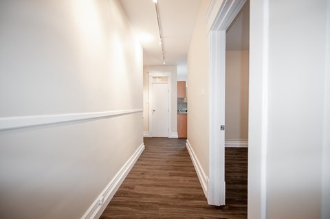 349 Daly Apartment