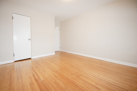 1780 Portage Apartment