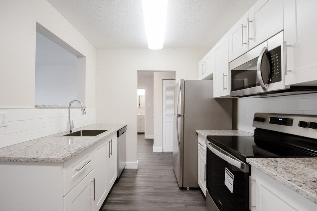 Renovated Kitchen at 5 Valhalla Apartment, Apartments for Rent in Winnipeg