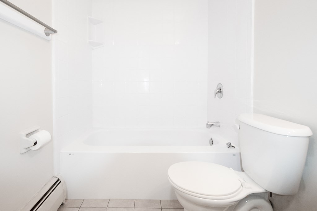 333 Edison Apartment