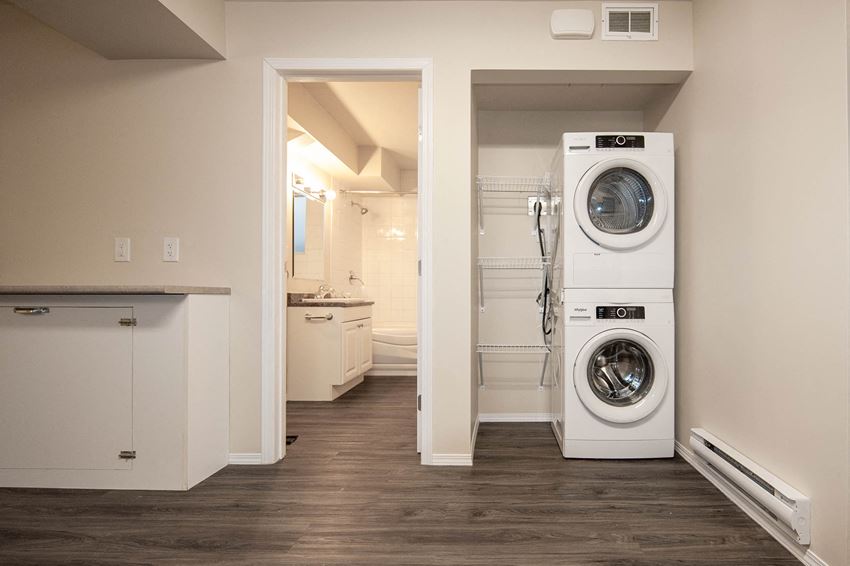 134 Horace Duplex House Rental Apartments, 134 Horace Street, Winnipeg