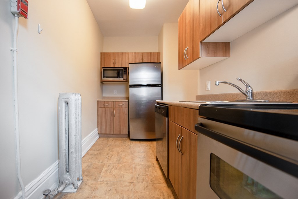 Kitchen at 980 Wolseley Apartment Suites for rent in Winnipeg, Canada
