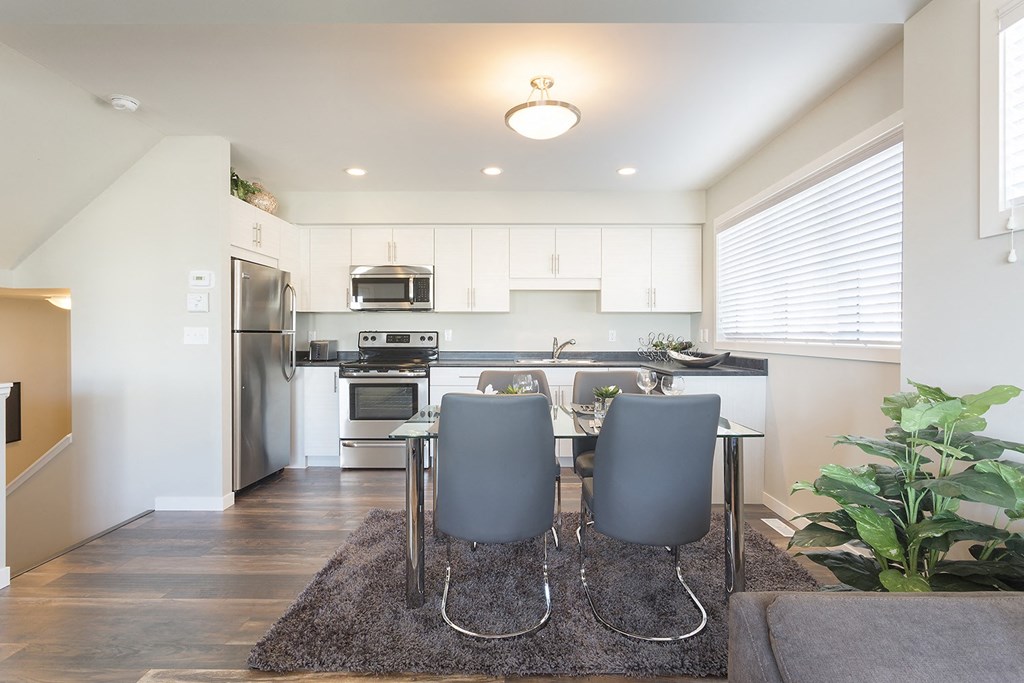 Kitchen at 100 Southview Crescent