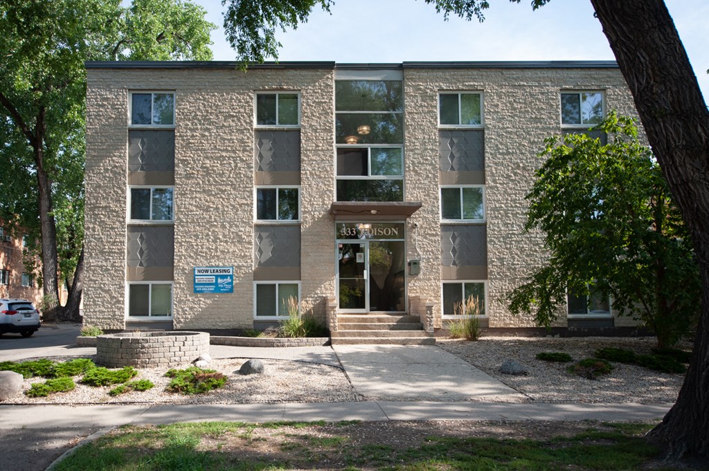 333 Edison Apartment Complex