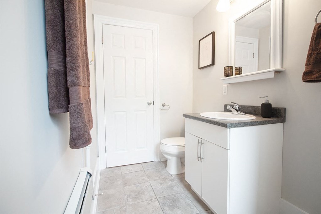 191 Cathedral Apartment