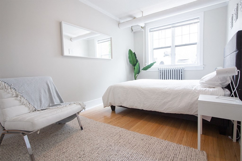 191 Cathedral Apartment