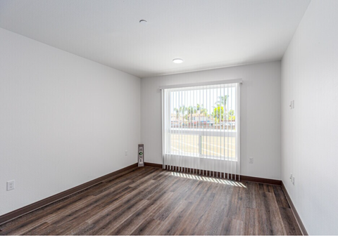 vista lane one living room