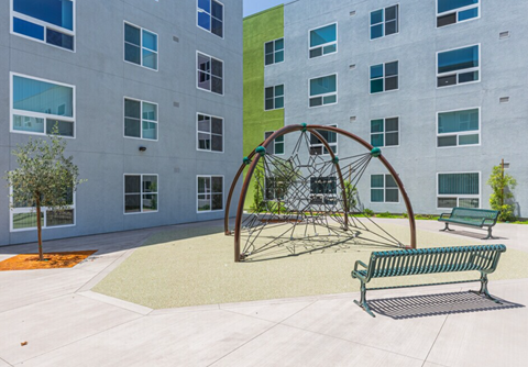 vista lane 1 playground