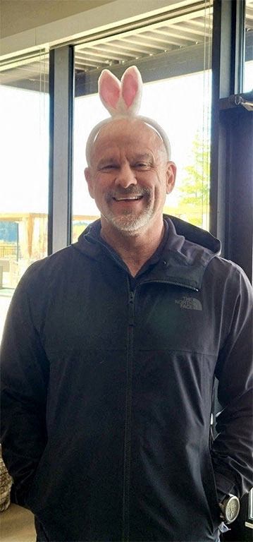 Easter bunn residentat Harbor Heights 55+ Community, Olympia, Washington