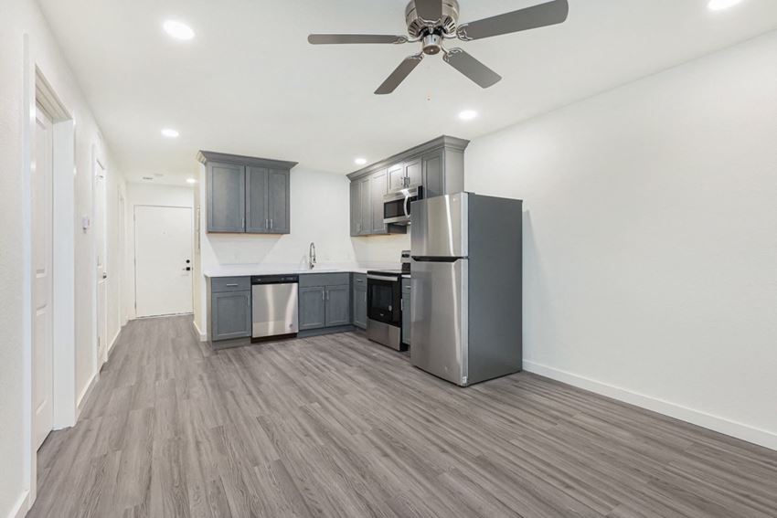 Zurqui On Southpark Apartments, 4747 Southpark Dr., Baton Rouge, LA