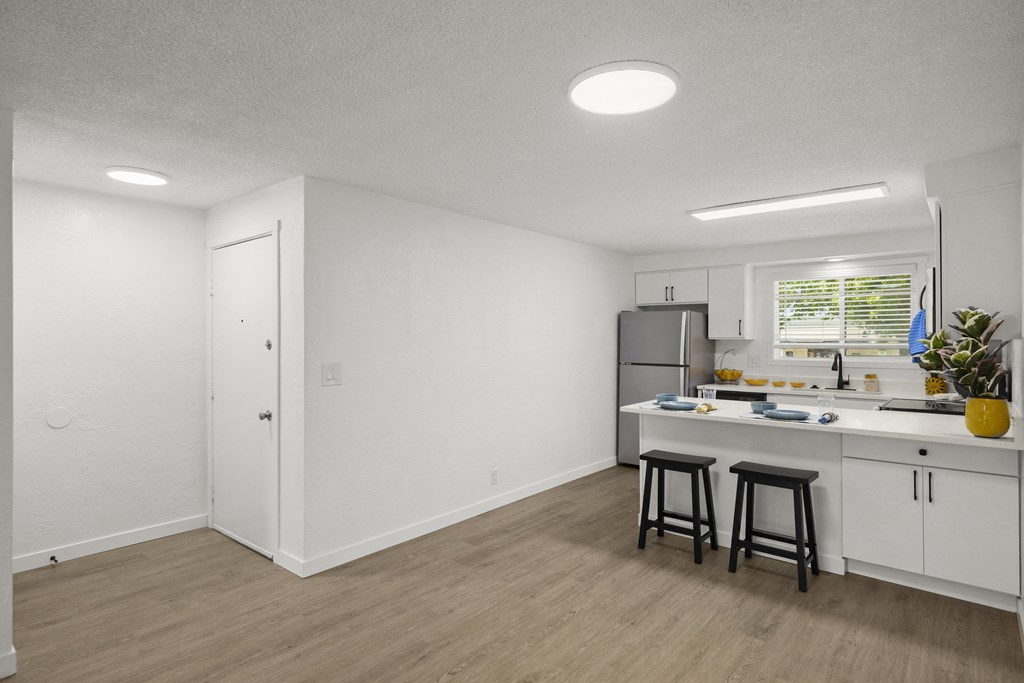 this is a photo of the kitchen of a 560 square foot, 1 bedroom apartment at as at Chalet, Springfield, Oregon