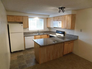 2555 Gateway Street Studio-2 Beds Apartment for Rent