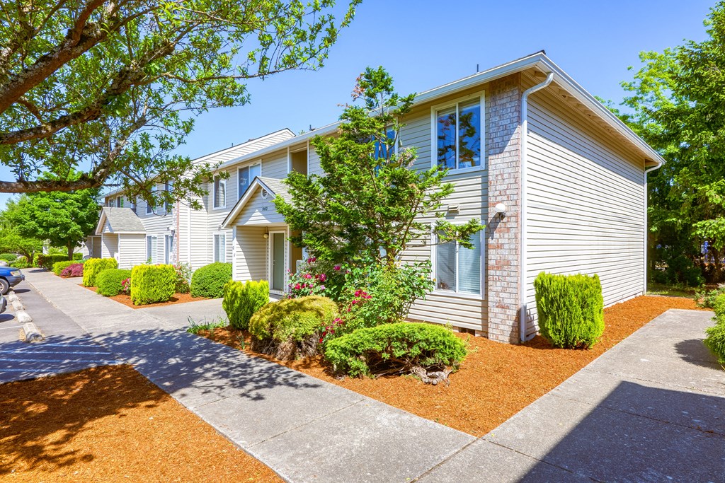 the preserve at ballantyne commons apartment community