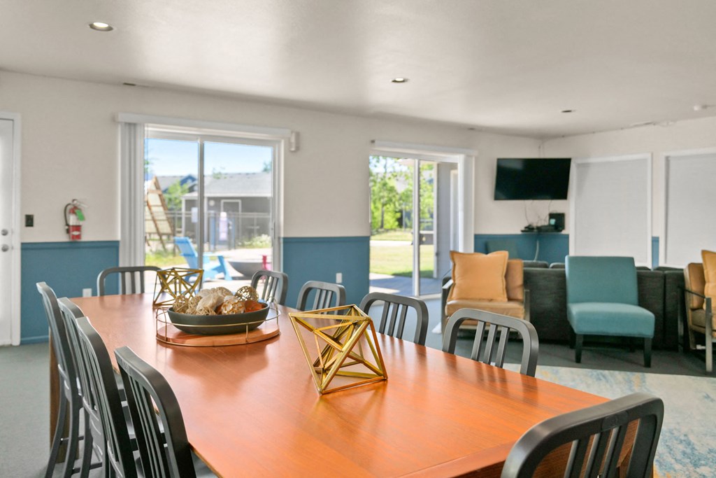 Conifer Place Lounge