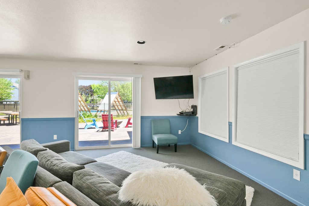 Conifer Place Lounge