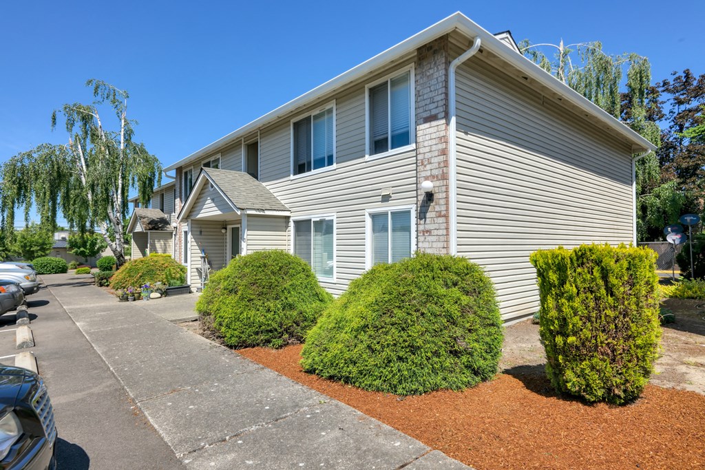 Pacific Crest exterior