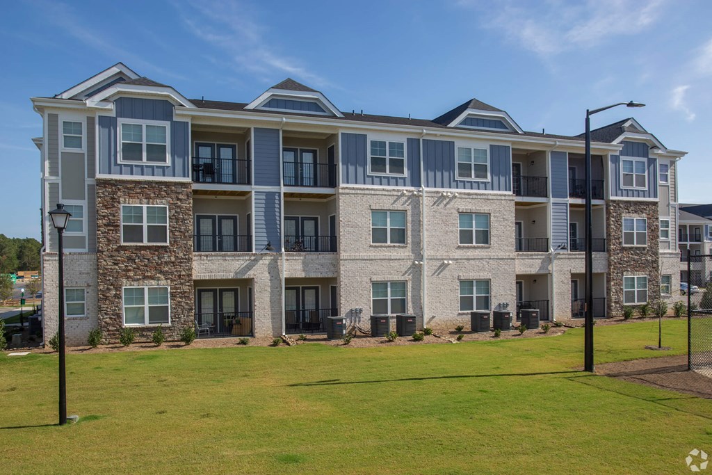 Building at The Retreat at Sumter Apartments, Sumter, SC