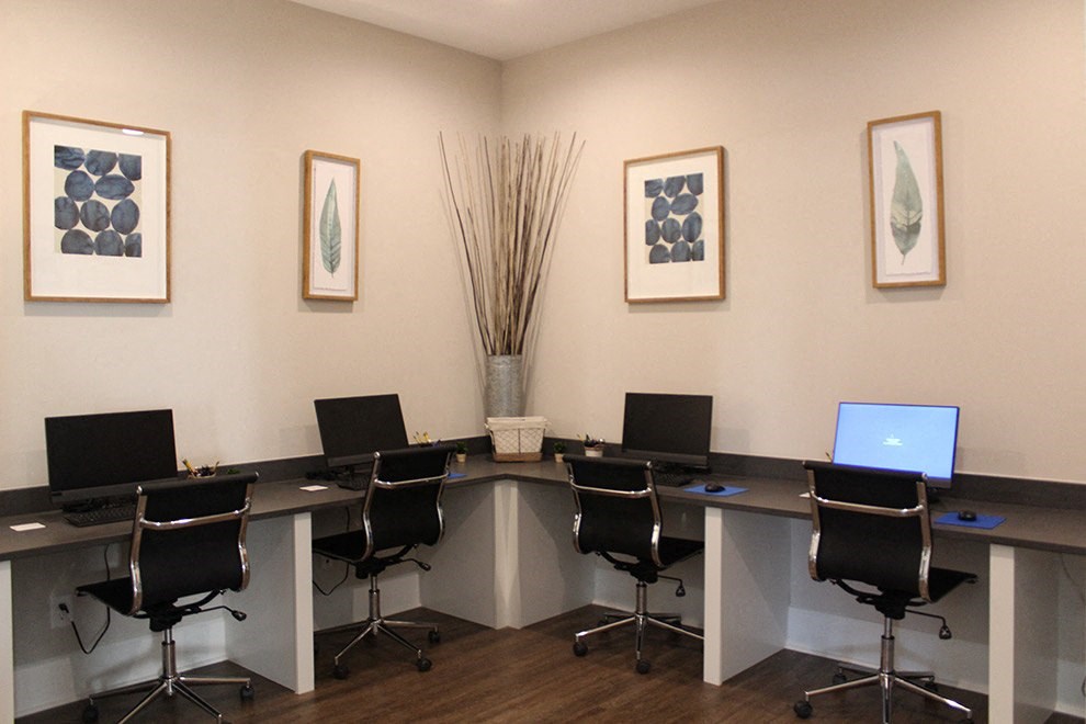 Shared Office Space at The Retreat at Sumter Apartments, Sumter, South Carolina
