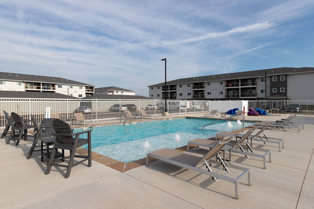 pool at the enclave at woodbridge apartments in sugar land, tx