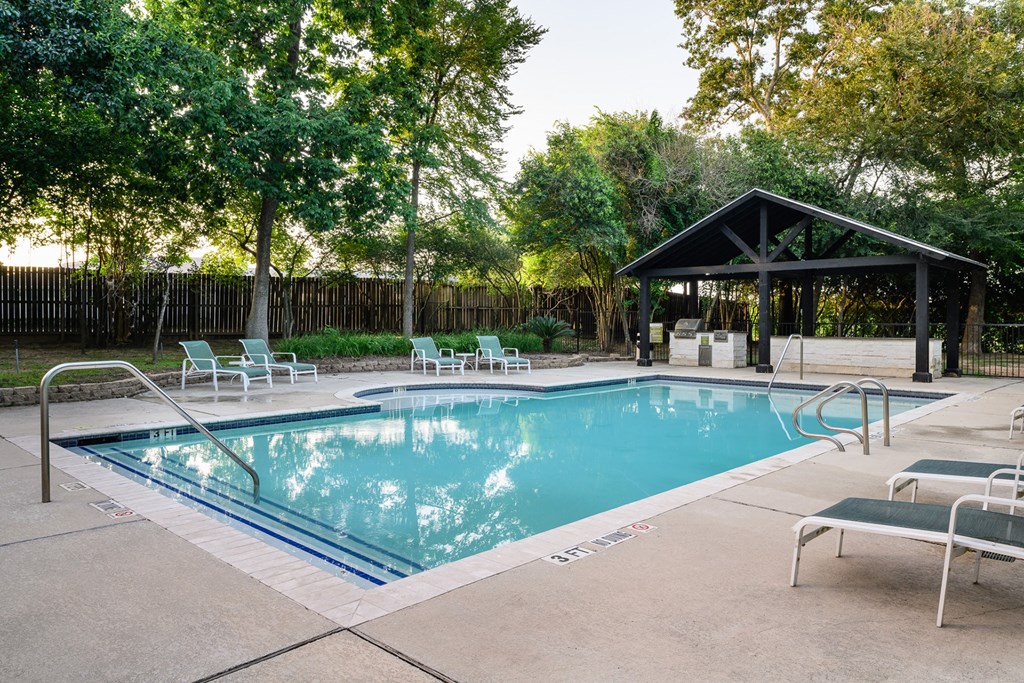 Swimming Pool at The Grove at White Oak Apartments, The Barvin Group, Houston