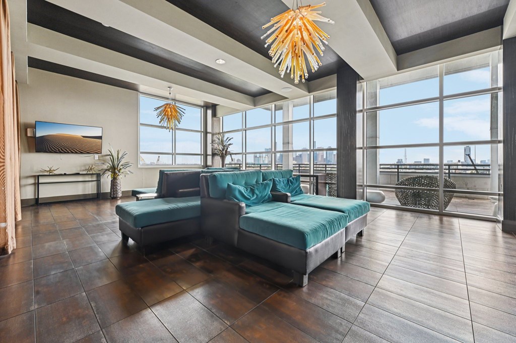 Resident lounge with free WiFi