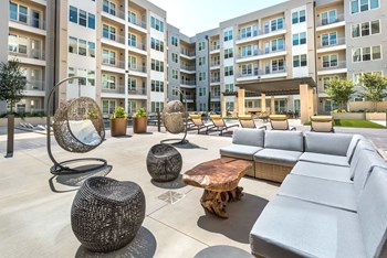 3001 Crockett Street Studio-2 Beds Apartment for Rent - Photo Gallery 6